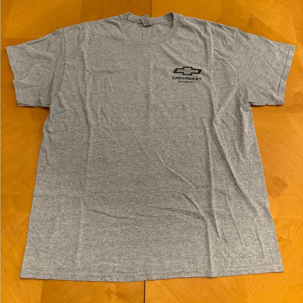 Gildan Chevrolet Motorsports Gray Men's T-Shirt with Logo